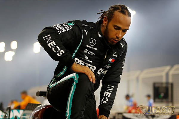 Lewis Hamilton สัมผัสความสมบูรณ์แบบในชัยชนะของ Spanish Grand Prix